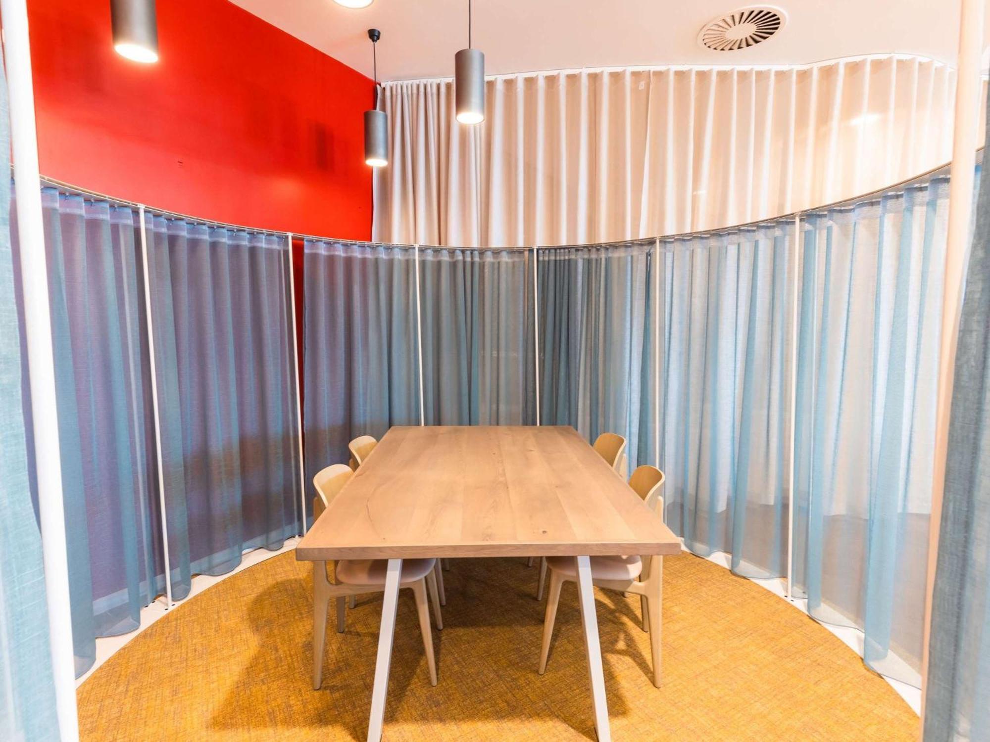 Aparthotel Adagio Centre 4*